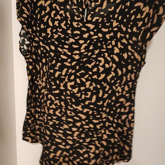 Apricot Black and Tan Print Blouse, Size L  NWT - Picture 3 of 4